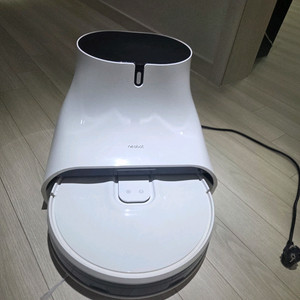 니봇 q11 부품용 클린스테이션 본체, 로봇청소기