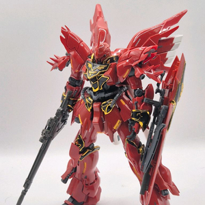 (중상급) 반다이 RG 시난주 건담 프라모델 이미지