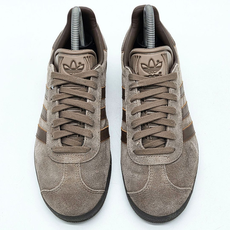 아디다스 가젤 어스 스트라타 브라운 검 (250)--3