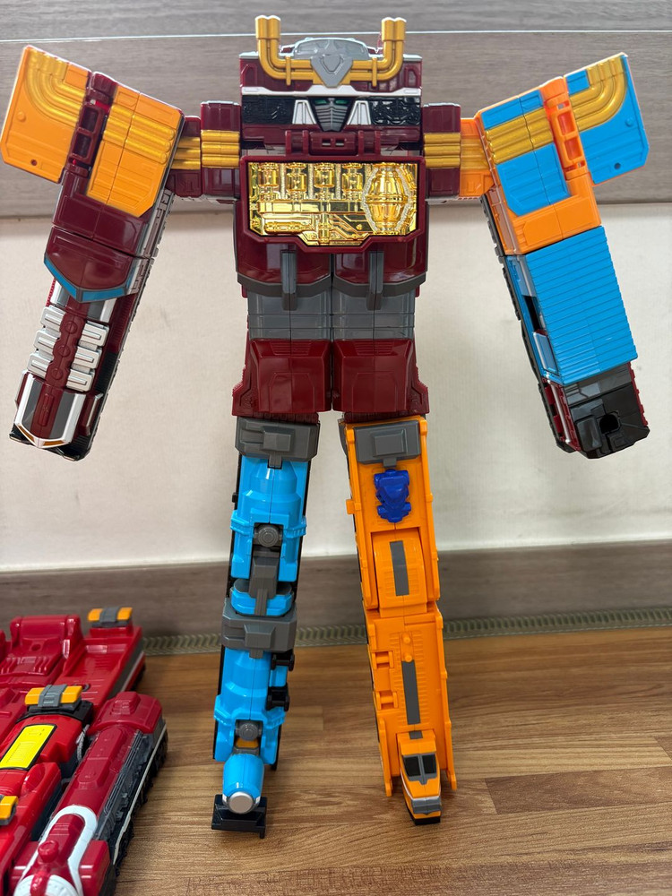 변신 로봇 피규어 세트 트렌스포머 셋트 팔아요--1