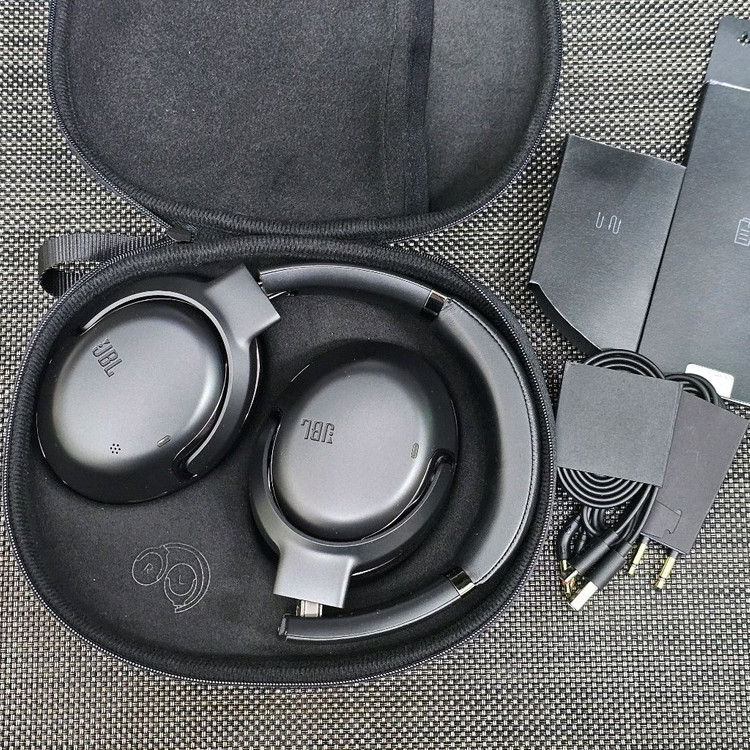 JBL TOUR ONE M2 블루투스 노이즈캔슬링 헤드폰 (배송비포함)--5