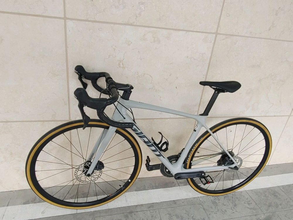 상태 좋은 21년 자이언트tcr 어드밴스1 디스크 울테그라 카본 로드자전거 s사이즈 팔아요.--9