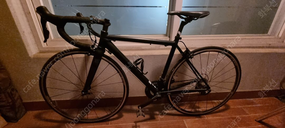 트리곤 페인킬러 자전거 팝니다. 이미지