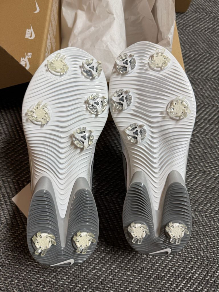 나이키 골프화 에어 줌 빅토리 투어3 8/260사이즈 새상품--2