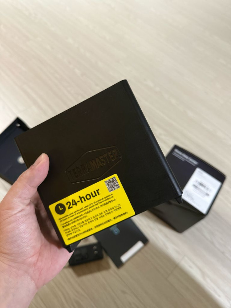 테라마스터 F4 SSD 나스(4베이 NVMe)--3