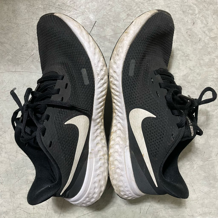 나이키 레볼루션 5 블랙 여성 운동화 신발 230--4