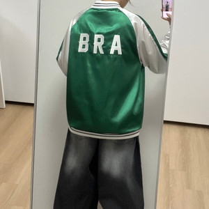 어반스터프 브라질 월드와이드 수베니어 스카잔 자켓