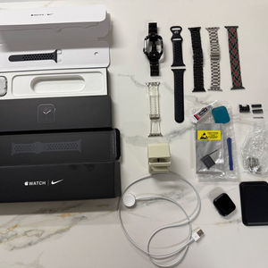 애플워치6 44mm 나이키 에디션 부품용 + 교체 배터리킷 + 스트랩들