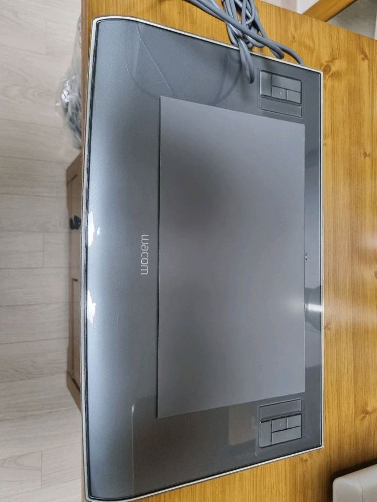 와콤타블렛 ptz-631w--1