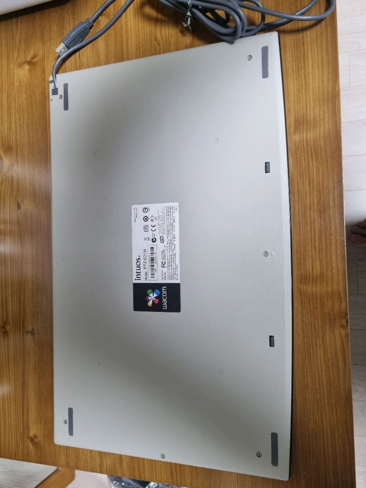 와콤타블렛 ptz-631w--2
