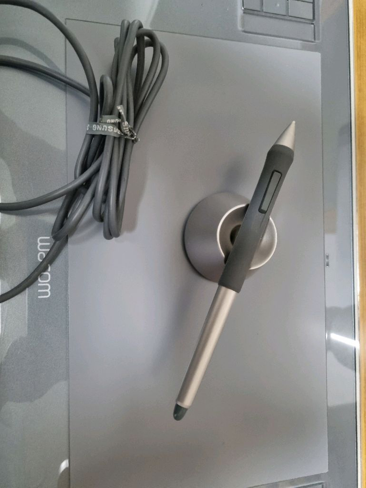 와콤타블렛 ptz-631w--4