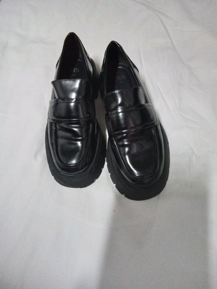 자라 페니 로퍼--1