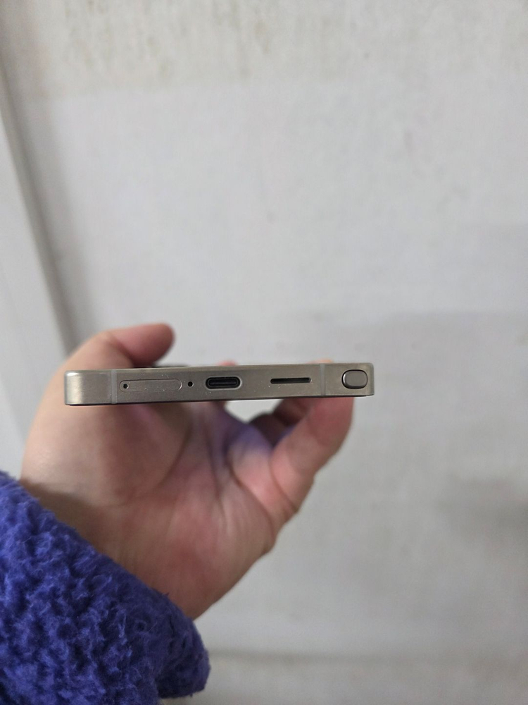 갤럭시 S25울트라 티타늄 블랙 256기가 SS급 팔아요~--5