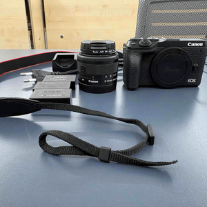 캐논 정품 Canon EOS M6 마크2 + EF-M 15-45mm KIT 판매합니다 이미지