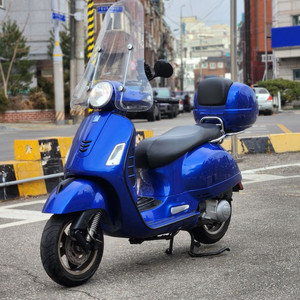 17년식/베스파300gts/abs/세팅/전체적으로깔끔하고컨디션좋은매물팝니