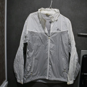 네파 남성 바람막이 100