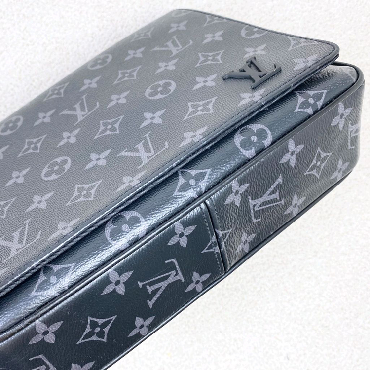 루이비통 메신저백 디스트릭트 pm--5