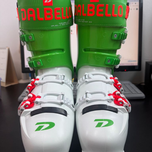 달벨로 스키부츠 팝니다