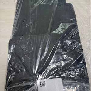 테슬라 y-순정 매트(콘솔트레이)