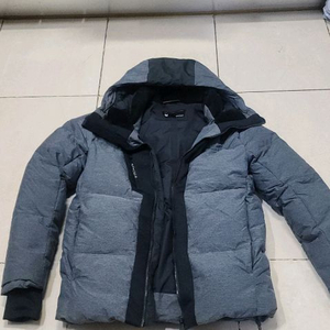 스파이더 남자패딩 자켓등 90 사이즈 판매합니다