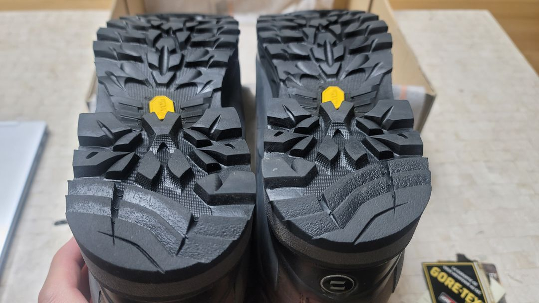 잠발란 962 가이드 GTX RR 등산화 브라운 색상 285mm 이미지
