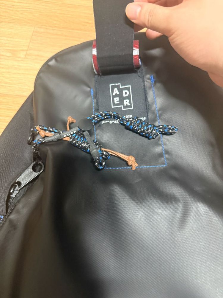 아더에러 이스트팩 백팩 이미지