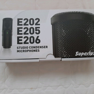 슈퍼럭스 E205 콘덴서 마이크 미사용 신품 팝니다
