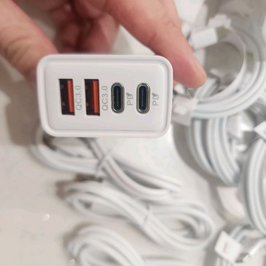 미개봉새상품 120W 특급 4구 고속충전기 c to c케이블 USB타입 케이블 이미지