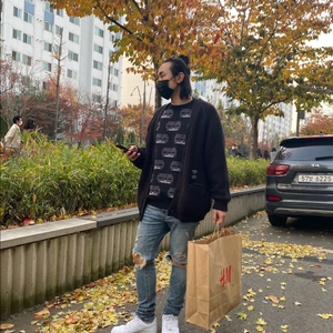 [31-32] La Maison Zamble 데미지 데님 연청 스키니진