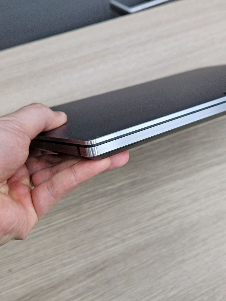 레노버 ThinkPad Z16 Gen 1R7 Pro 6850H 16GB 512GB--3