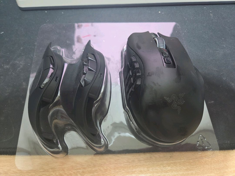 레이저 나가 프로 (naga pro)--1