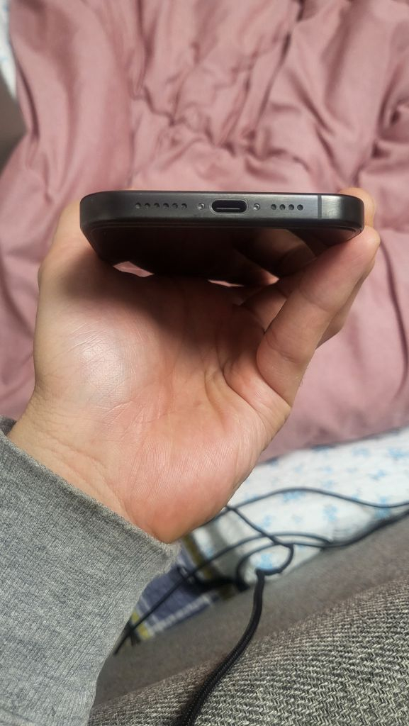 아이폰 15 프로맥스 256gb 블랙 배터리 100--10