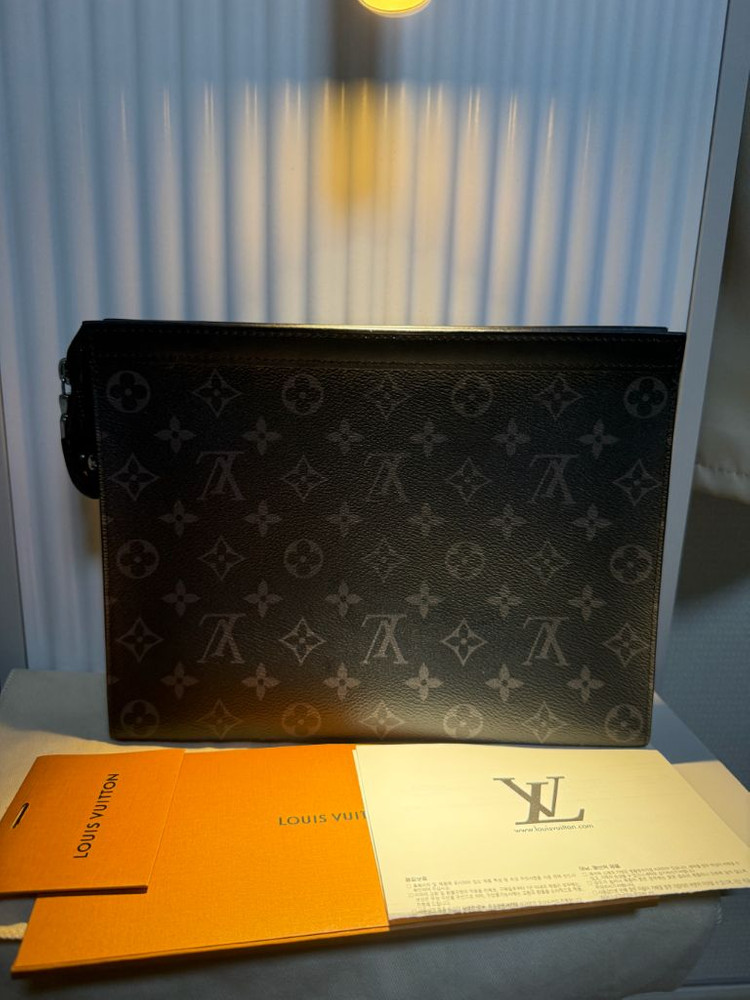 (새상품급) 루이비통 이클립스 포쉐트 보야주 클러치백--1