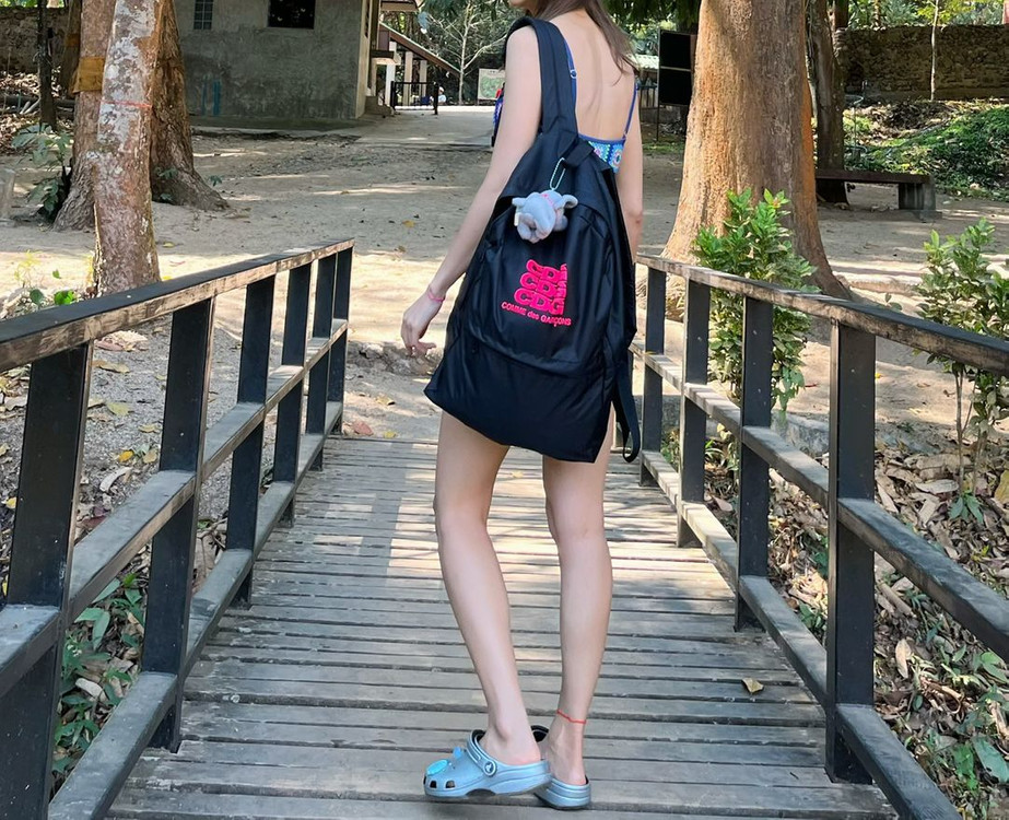 꼼데가르송 핑크로고 프린트 백팩--8