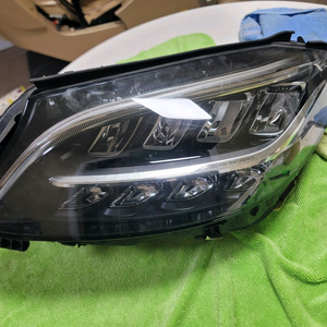 벤츠 C클래스 W205라이트 헤드램프 헤드라이트운전석 왼쪽 좌측 C-Class W205 (C200, C220d, C