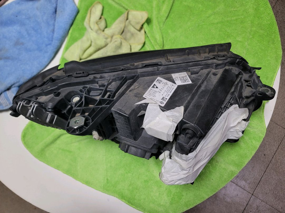 벤츠 C클래스 W205라이트 헤드램프 헤드라이트운전석 왼쪽 좌측 C-Class W205 (C200, C220d, C--1