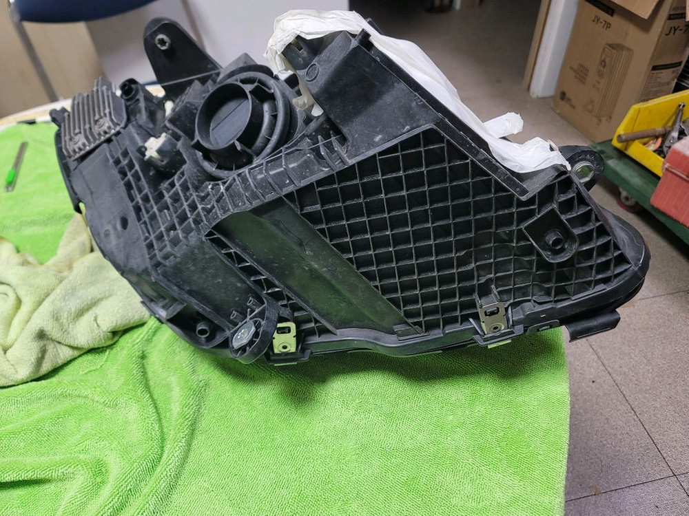 벤츠 C클래스 W205라이트 헤드램프 헤드라이트운전석 왼쪽 좌측 C-Class W205 (C200, C220d, C--3