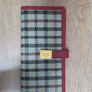 체크 패턴 장지갑