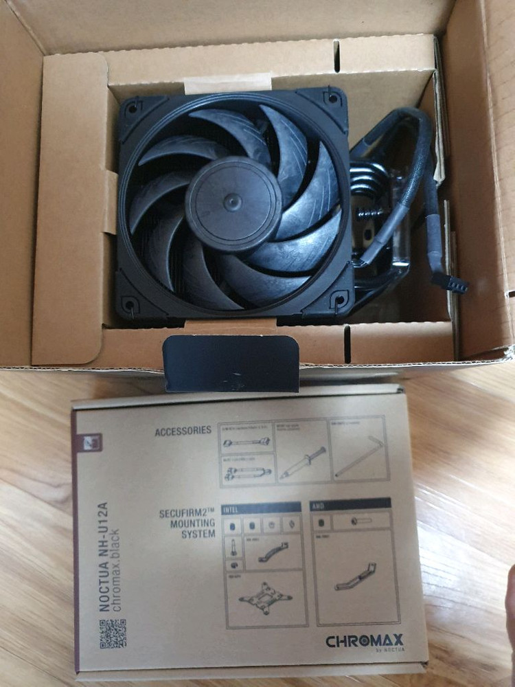 녹투아 U12A 크로맥스 쿨러,HC8커버.오프셋--1