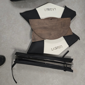 라그렌 판테온 테이블 판매합니다.