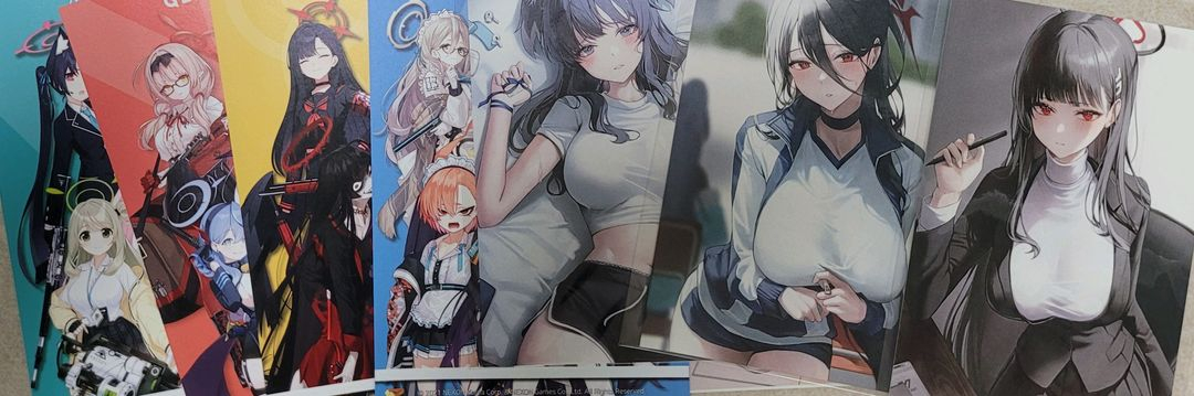 블루아카이브 굿즈 판매 웨하스, 일러북, 맘스터치 키링, 엽서 이미지