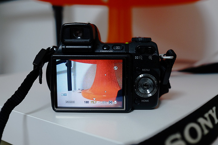 소니 하이엔드디카 사이버샷 DSC-H9 팝니다(신품호환베터리, 메모리스틱DUO 포함)--3