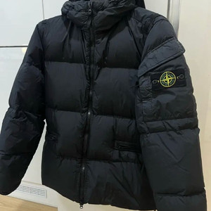 23fw 스톤아일랜드 크링클랩스 패딩 (새상품급)