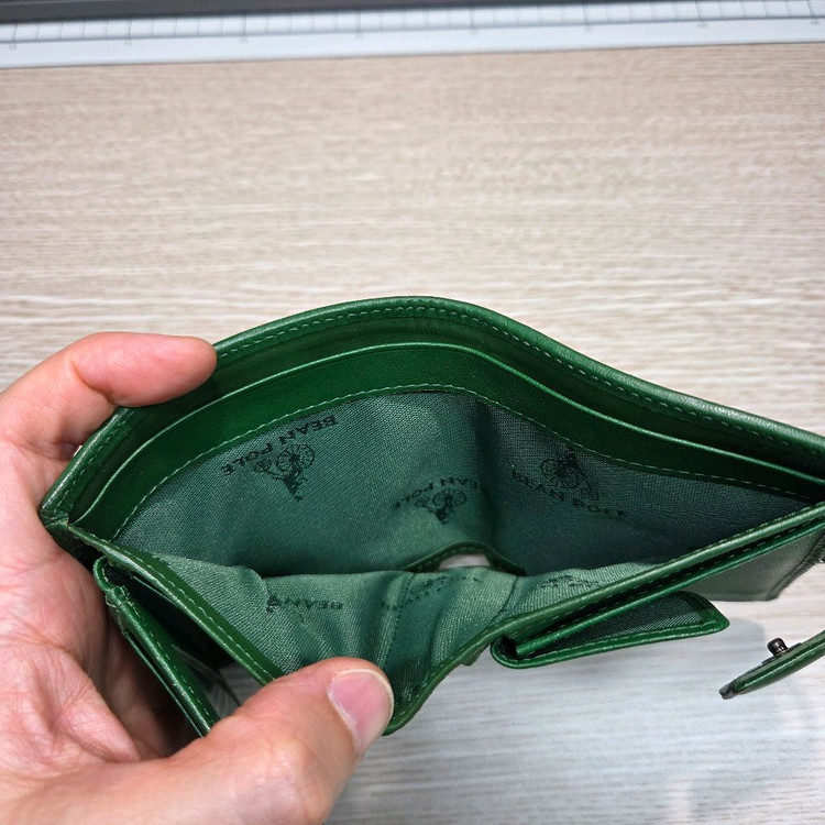 빈폴 체크 반지갑--8