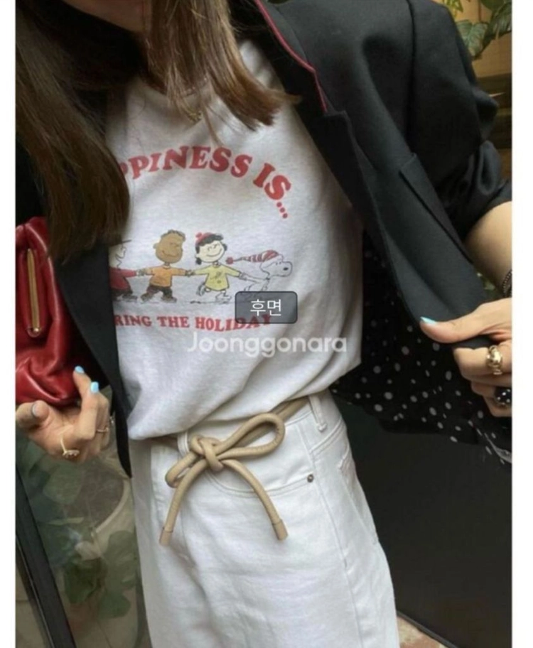 베이지 레더 스트랩 이미지
