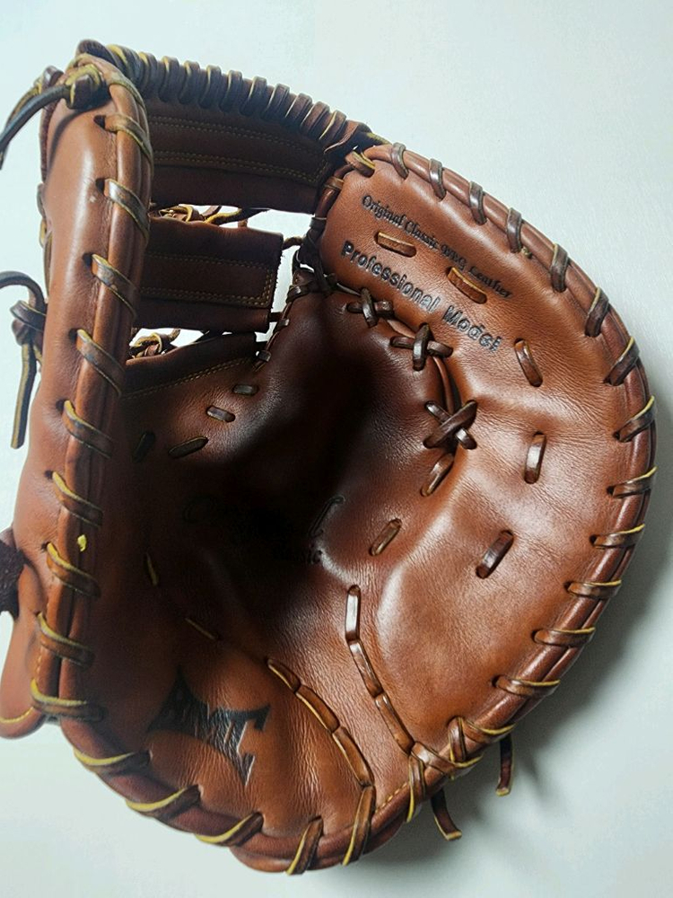 BMC 거인 오리지날 클래식. 1루미트 글러브--5