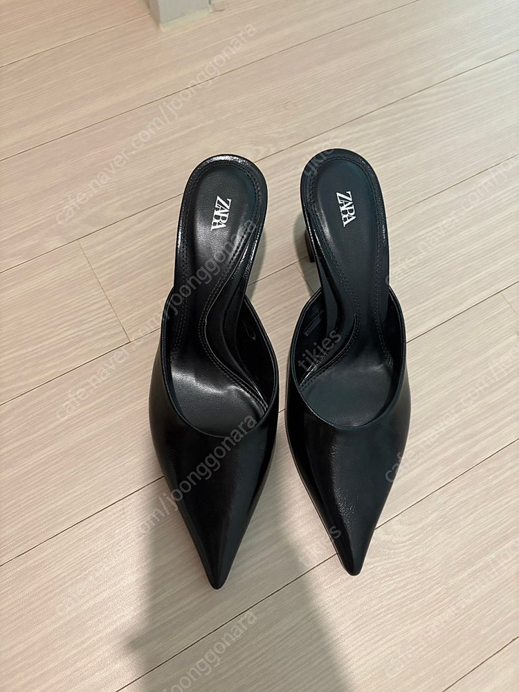 자라 청키힐 뮬 37 이미지