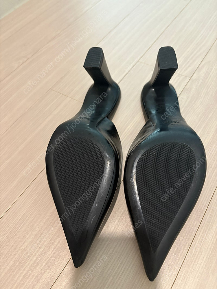 자라 청키힐 뮬 37 이미지