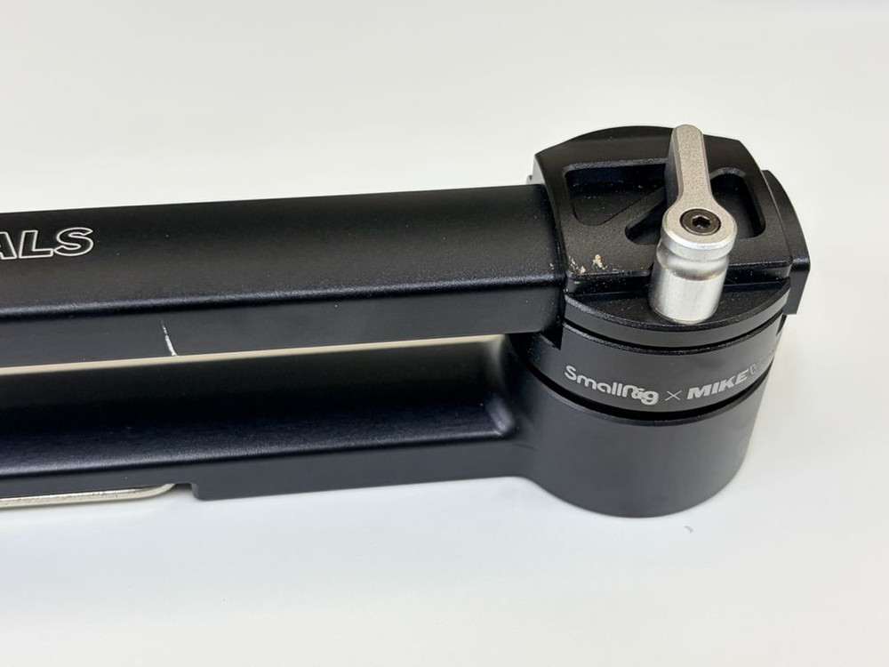 스몰리그x마이크비주얼 트래킹 pov+스위블틸트 모니터마운트+듀얼볼헤드 매직암--8