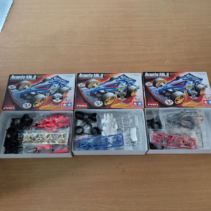 타미야 아반테 Mk.II 메탈릭 3종 일괄로 판매합니다.